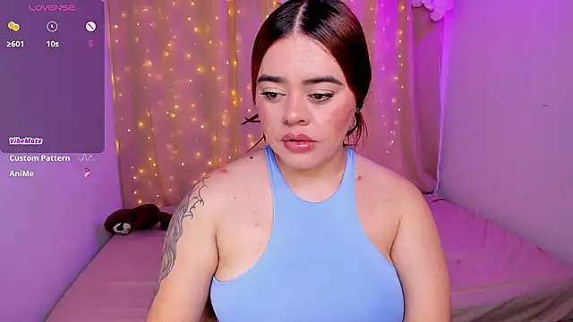 isabella arias2 online show from 6, 3, 2026