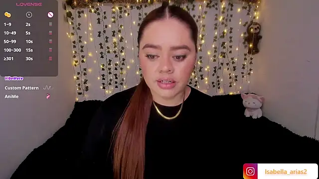 Snapshot of isabella_arias2 chatting on 24, 11, 2025 isabella arias2 online show from 24, 11, 2025