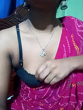 Cute Couple59 online show from 15, 12, 2025