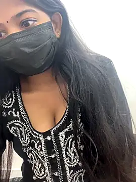 Snapshot of Rihana_01 chatting on 29, 9, 2025 Rihana 01 online show from 29, 9, 2025