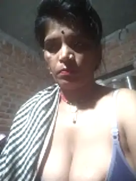 Hott cutgirl online show from 7, 10, 2025