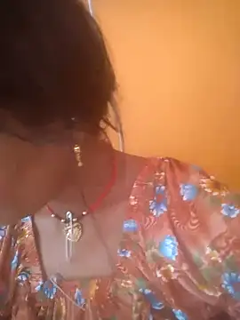 Hott cutgirl online show from 5, 10, 2025