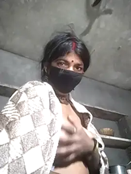 Hott cutgirl online show from 8, 1, 2026