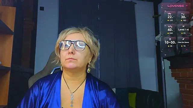 Marta Wils online show from 28, 10, 2025