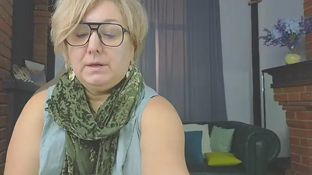 Marta Wils online show from 11, 11, 2025