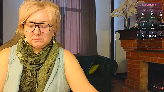 Marta Wils online show from 27, 10, 2025