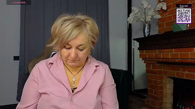 Marta Wils online show from 9, 10, 2025