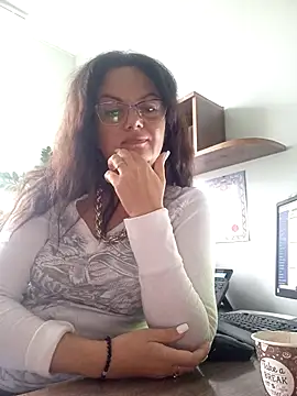 ValeriaLove43211 online show from 25, 9, 2025