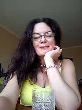 ValeriaLove43211 online show from 28, 9, 2025