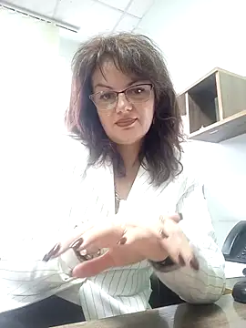 ValeriaLove43211 online show from 2, 12, 2025