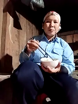 callistra online show from 2, 12, 2025