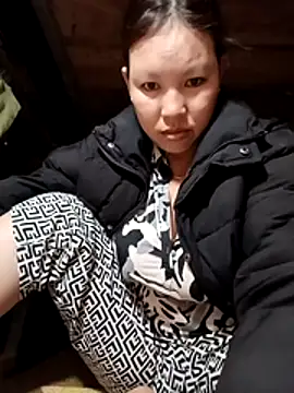 callistra online show from 9, 3, 2026