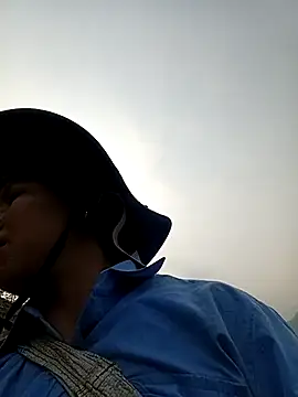 callistra online show from 4, 4, 2026