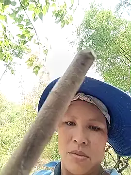 callistra online show from 13, 4, 2026