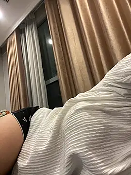 Milky-milk online show from 17, 5, 2026