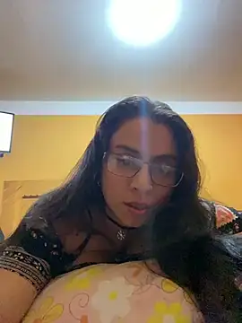 Snapshot of Rouus14 chatting on 8, 7, 2026 Rouus14 online show from 8, 7, 2026