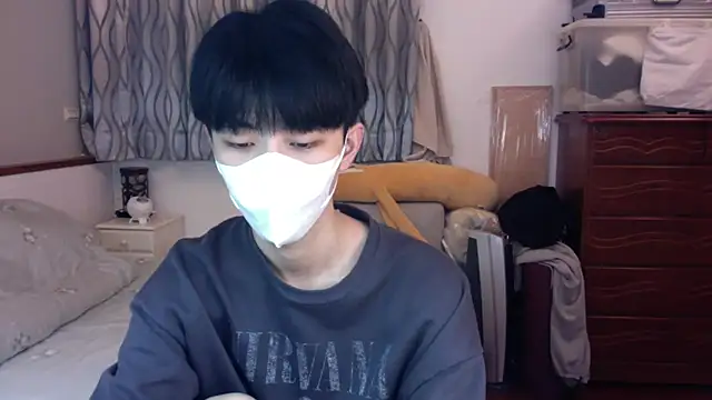 kai101010 online show from 27, 11, 2025