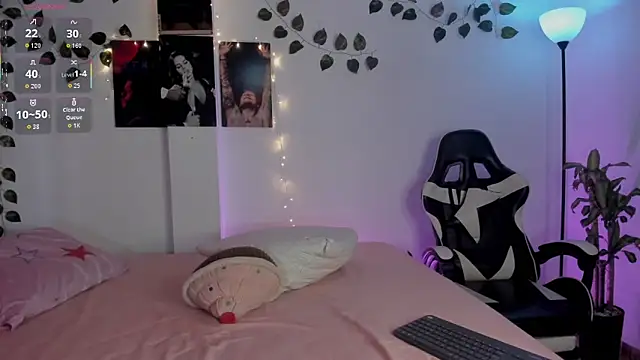 SophiieParkeer online show from 8, 11, 2025