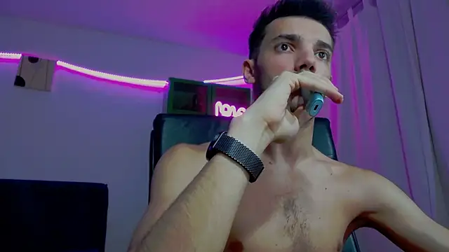 DominicValente online show from 19, 11, 2025