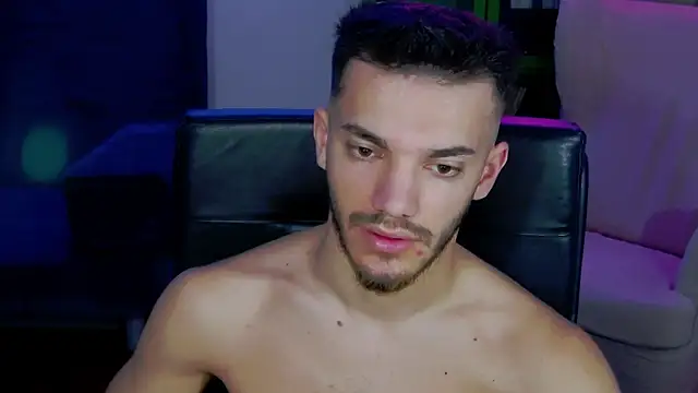 DominicValente online show from 8, 11, 2025