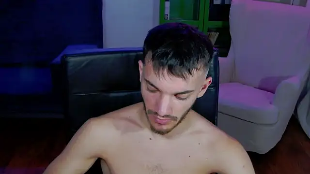 DominicValente online show from 6, 11, 2025