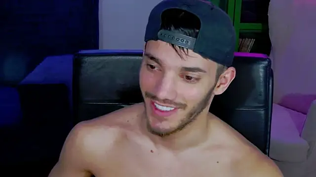 DominicValente online show from 2, 11, 2025