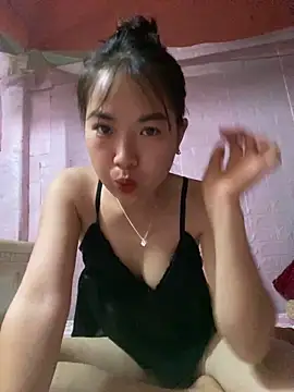 Lina-sexyy online show from 14, 4, 2026