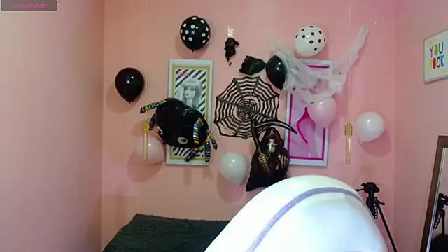 Bunny poison online show from 25, 10, 2025