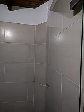 Suzanelee1 online show from 14, 10, 2025