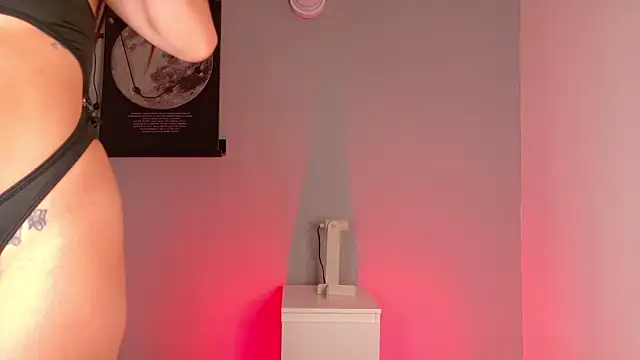 KeendraFox  online show from 2, 3, 2026