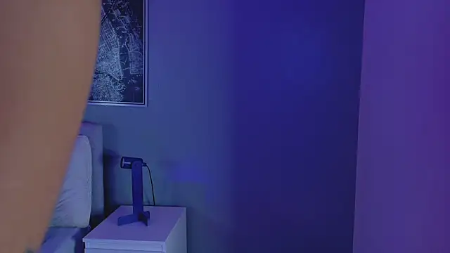 KeendraFox  online show from 19, 12, 2025