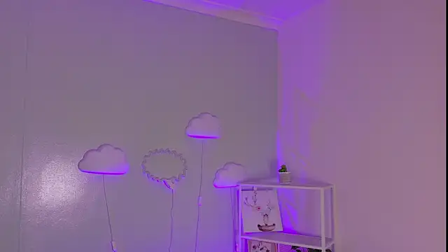 Snapshot of KeendraFox_ chatting on 19, 6, 2026 KeendraFox online show from 19, 6, 2026