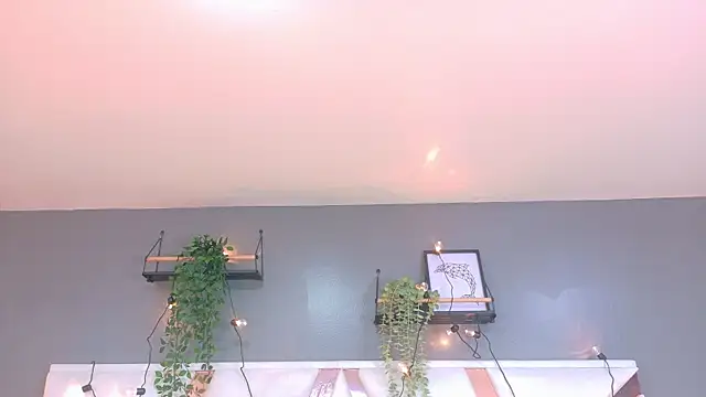 KeendraFox  online show from 19, 9, 2025