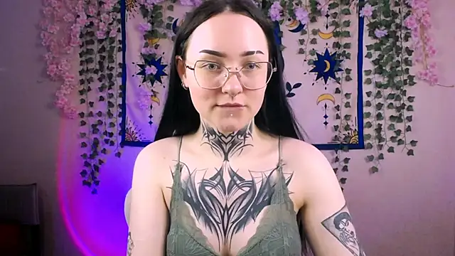 MollyKissy online show from 6, 5, 2026