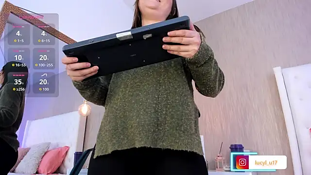 Lucy Lu17 online show from 19, 12, 2025