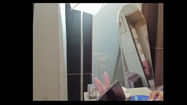 queenalexxa111 online show from 2, 6, 2026