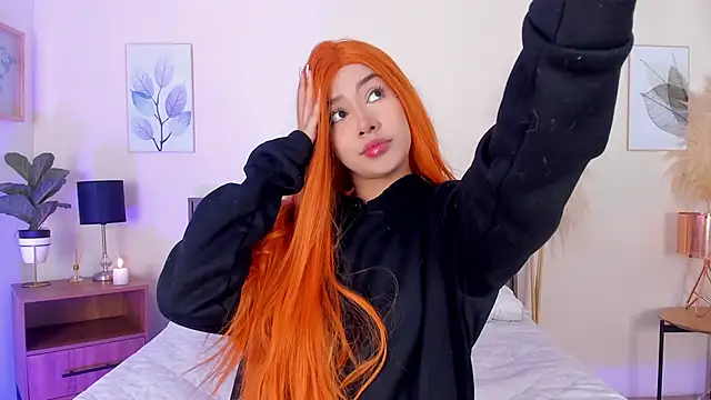 SofiaClarkson online show from 2, 12, 2025