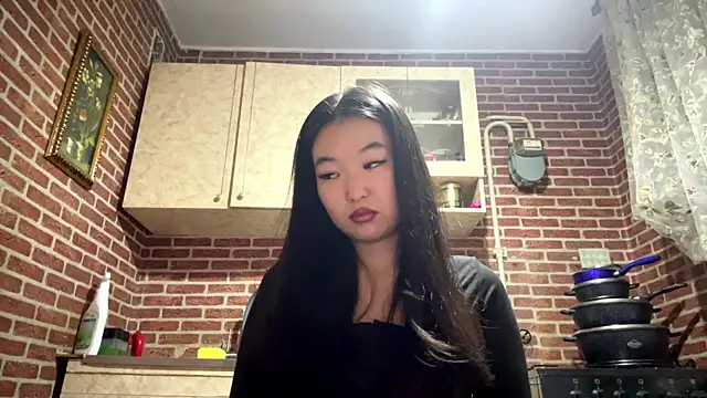 EmmaLeexth online show from 15, 1, 2026