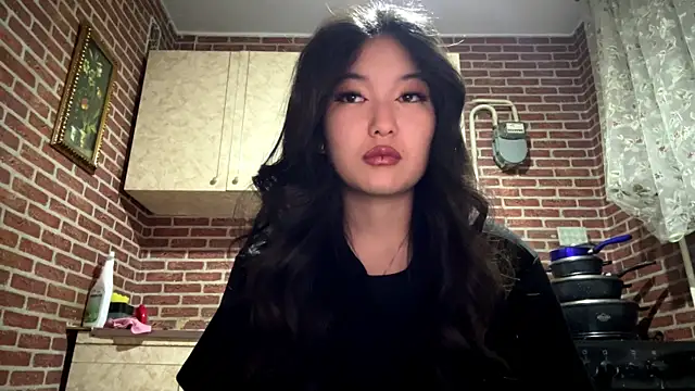 EmmaLeexth online show from 9, 1, 2026