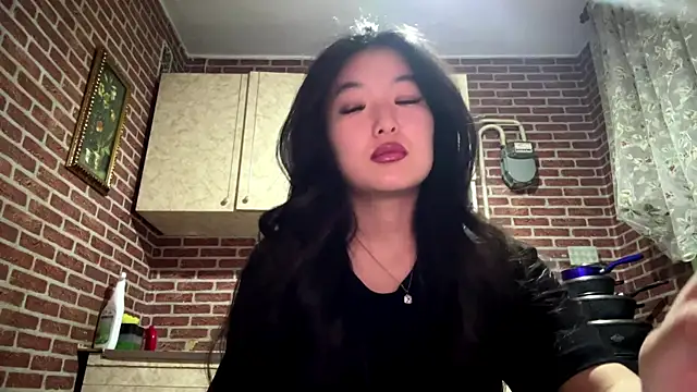 EmmaLeexth online show from 11, 1, 2026