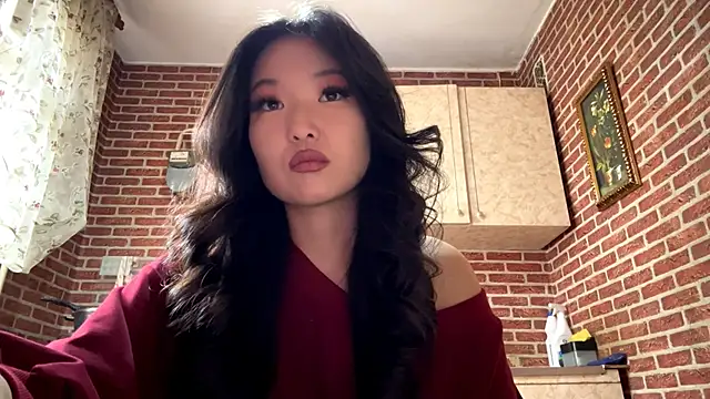 EmmaLeexth online show from 31, 3, 2026