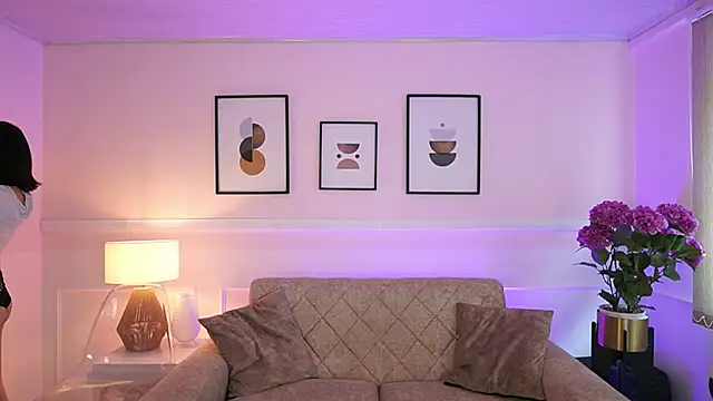 BillieBrownn online show from 17, 10, 2025