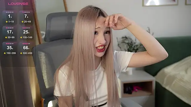 Laura Obsidian online show from 15, 10, 2025