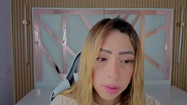 Snapshot of tamara_tp chatting on 2, 2, 2026 tamara tp online show from 2, 2, 2026