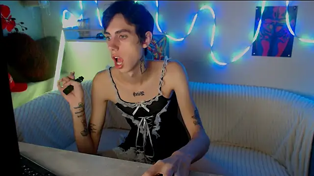 Snapshot of AlexNaughty14 chatting on 1, 10, 2025 AlexNaughty14 online show from 1, 10, 2025