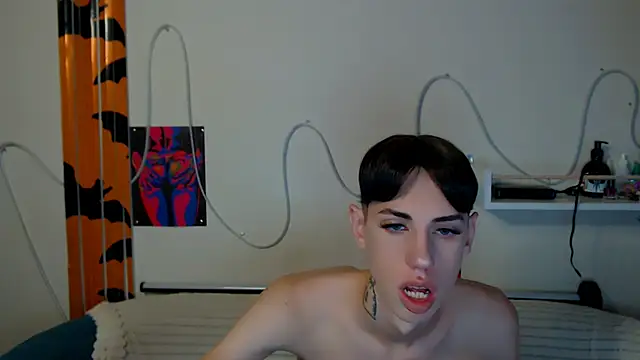 Snapshot of AlexNaughty14 chatting on 14, 11, 2025 AlexNaughty14 online show from 14, 11, 2025