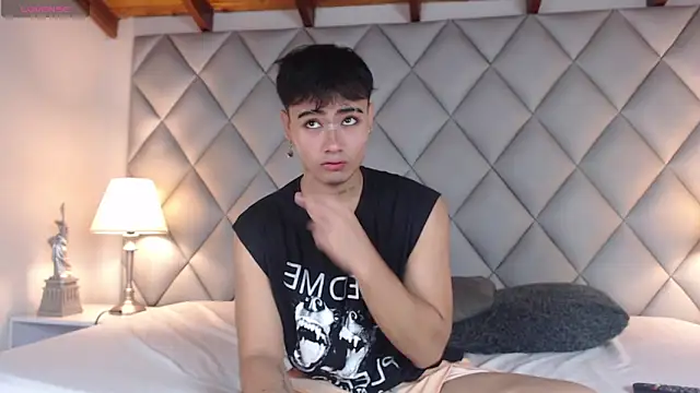 Clement Reyes online show from 4, 10, 2025