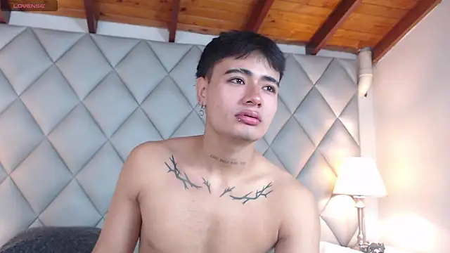 Clement Reyes online show from 8, 10, 2025