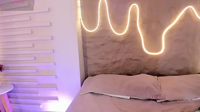 Naomy gyal online show from 22, 11, 2025