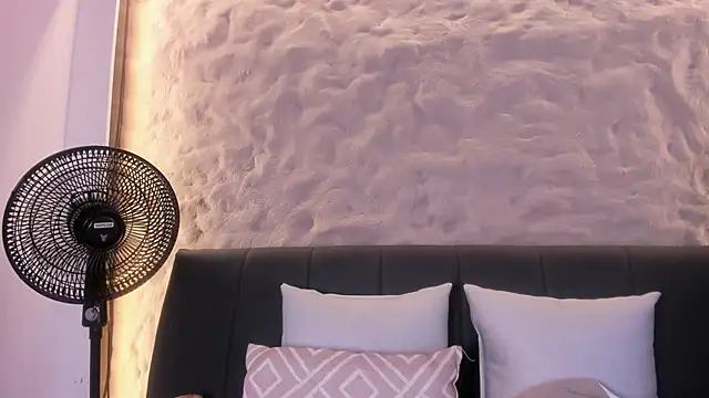 Snapshot of Naomy_gyal chatting on 27, 2, 2026 Naomy gyal online show from 27, 2, 2026